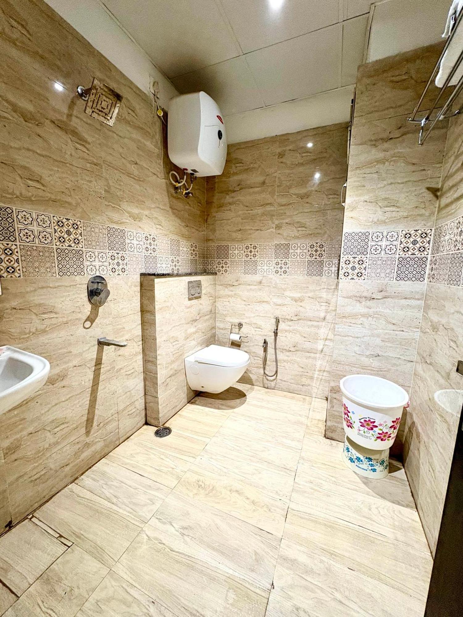 Hotel Northview Park By Lycoris !! Top Rated & Most Awarded Property In Tricity Zirakpur Bagian luar foto